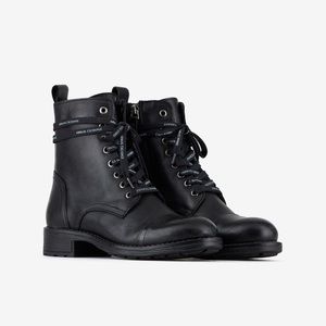 Armani Exchange Leather Ankle Boots Size 9.5
